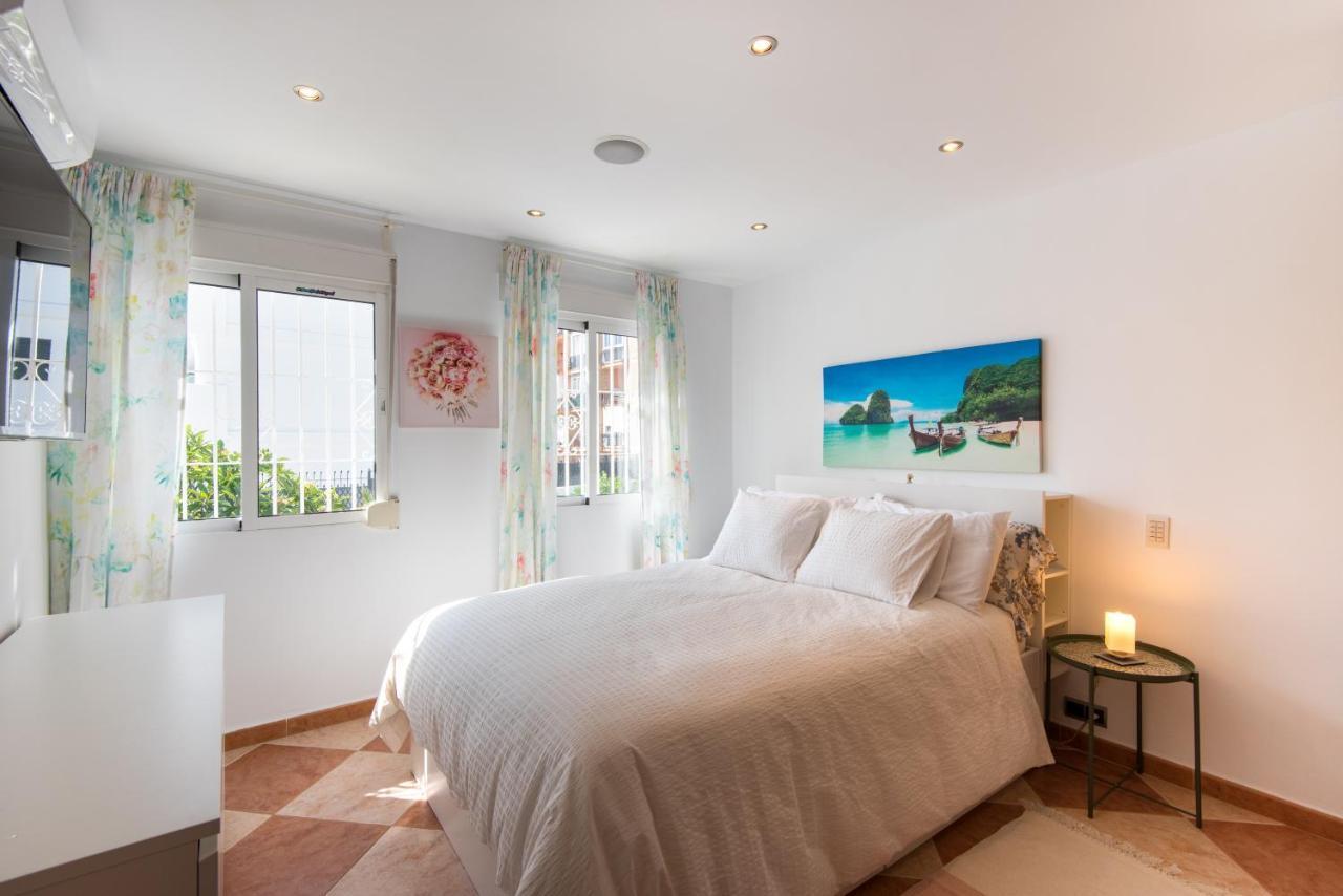Villa Palm Beach Marina Benalmadena 3 Min Walking From The Sea エクステリア 写真